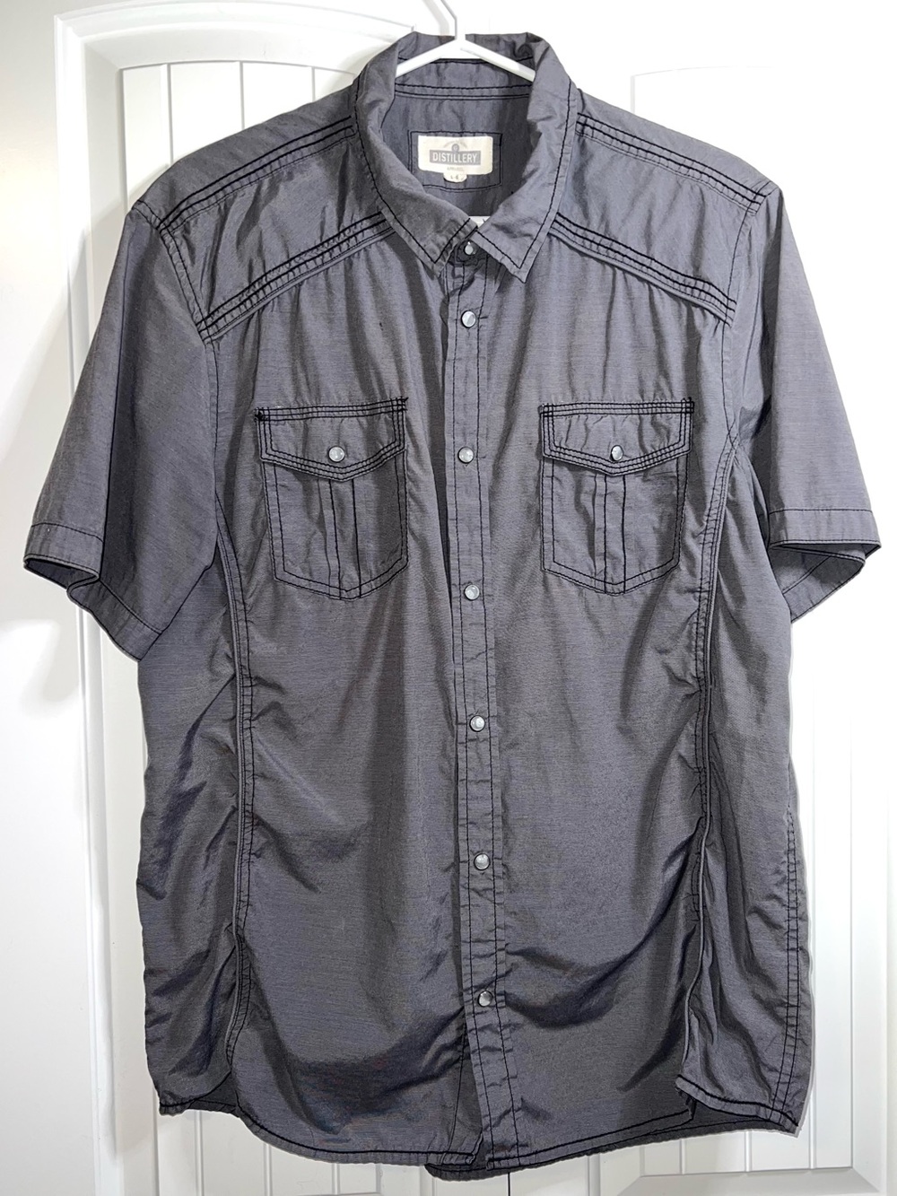 Distillery Apparel size LARGE men’s button-up shirt Western Modern Utility Snaps